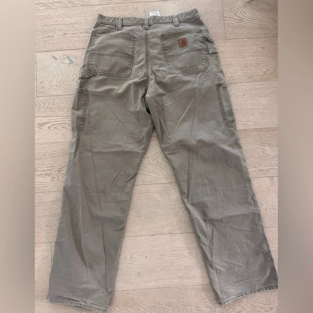 Men’s Carhartt Vintage Loose Original Fit Distressed size 36x34